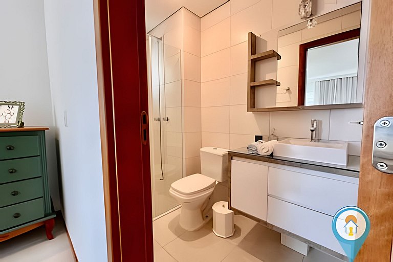 B4602 Conforto, Praia Pé na Areia e Beto Carrero