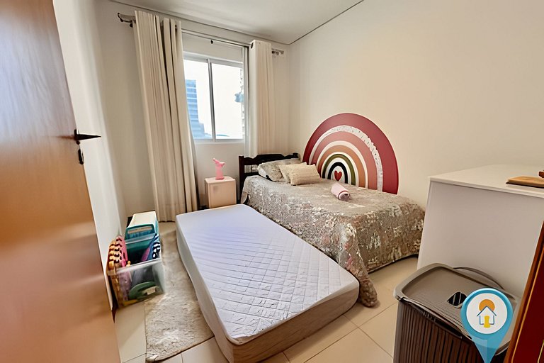 B4602 Conforto, Praia Pé na Areia e Beto Carrero