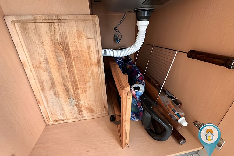 B4602 Conforto, Praia Pé na Areia e Beto Carrero