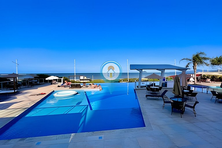 B4602 Conforto, Praia Pé na Areia e Beto Carrero