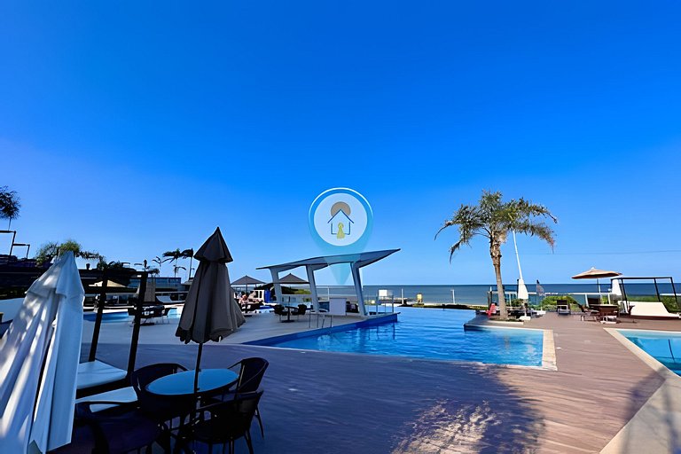 B4602 Conforto, Praia Pé na Areia e Beto Carrero