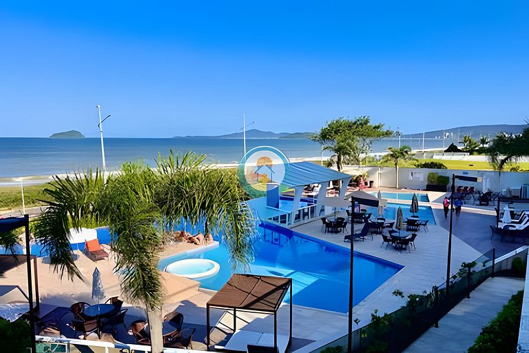 B4602 Conforto, Praia Pé na Areia e Beto Carrero