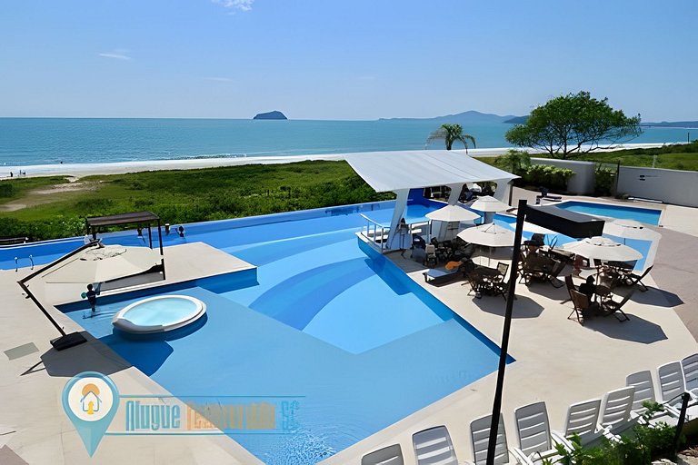 Pé na Areia Vista Mar Beto Carrero e Férias