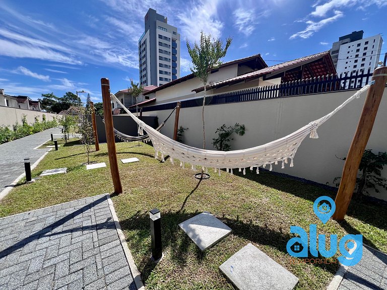 Apartamento 3 quartos perto Beto Carrero com vista mar