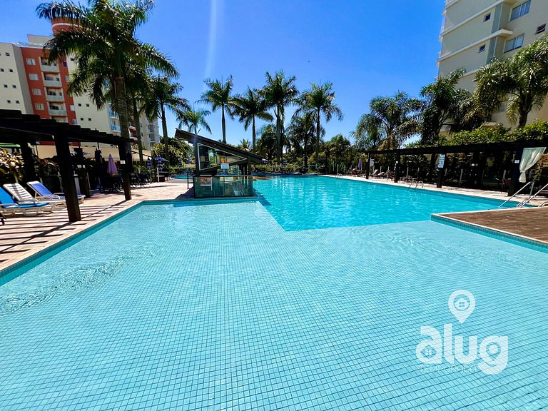 N4306 TOP Conforto Beto Carrero Piscina Mar