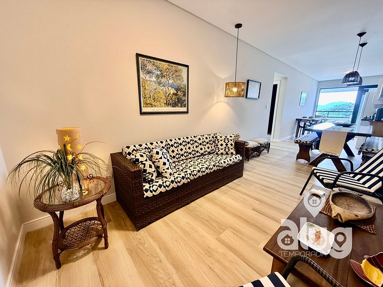 Apartment Safira Sea View Rooftop Pool and Beto Carrero