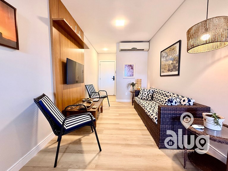 Apartment Safira Sea View Rooftop Pool and Beto Carrero