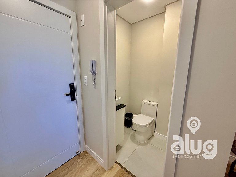 Apartment Safira Sea View Rooftop Pool and Beto Carrero