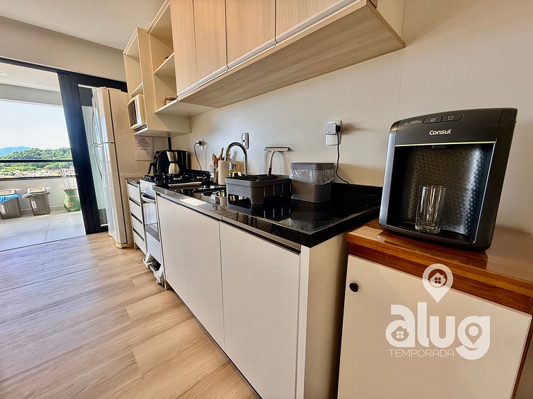 Apartment Safira Sea View Rooftop Pool and Beto Carrero