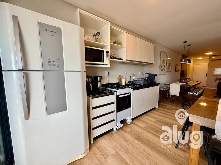 Apartment Safira Sea View Rooftop Pool and Beto Carrero