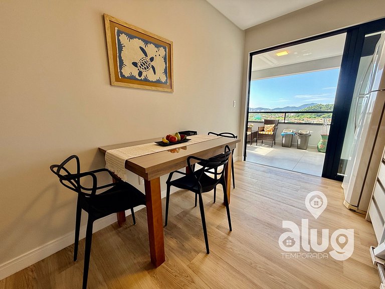 Apartment Safira Sea View Rooftop Pool and Beto Carrero